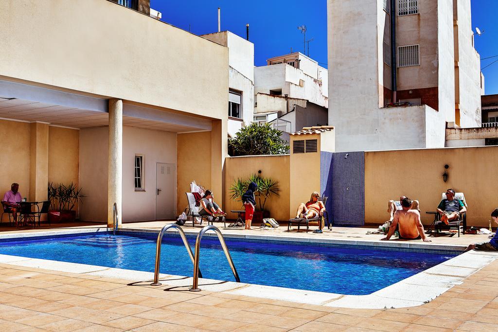 Apartamentos Madrid Torrevieja Zewnętrze zdjęcie